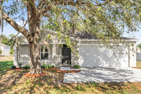 Photo of 626 Mesilla Drive, Kissimmee, FL 34758 (MLS # G5106343)