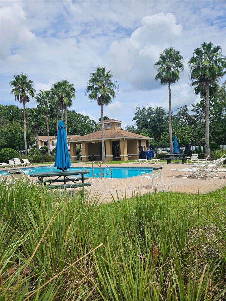 EDGEWATER AT GRAND OAKS PH 01 - Residential Lease