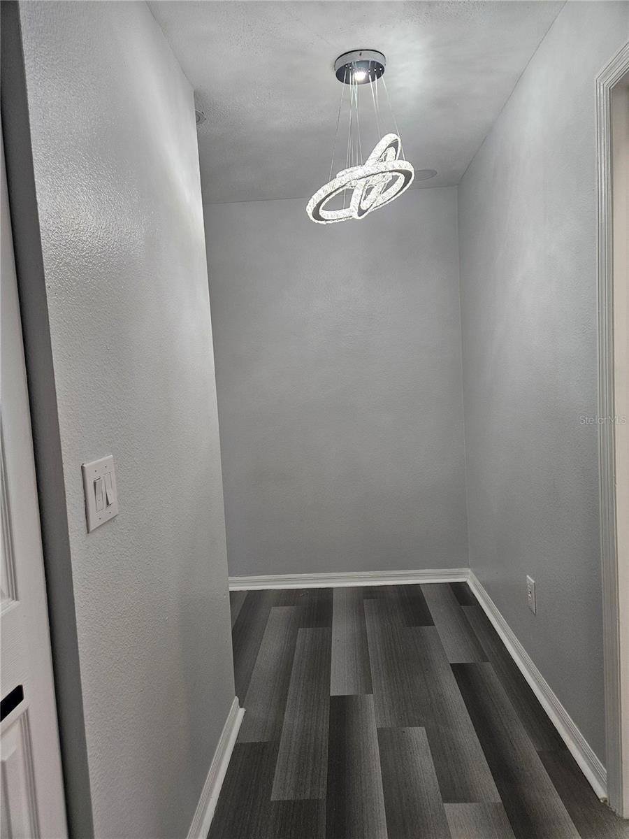 EDGEWATER AT GRAND OAKS PH 01 - Residential Lease