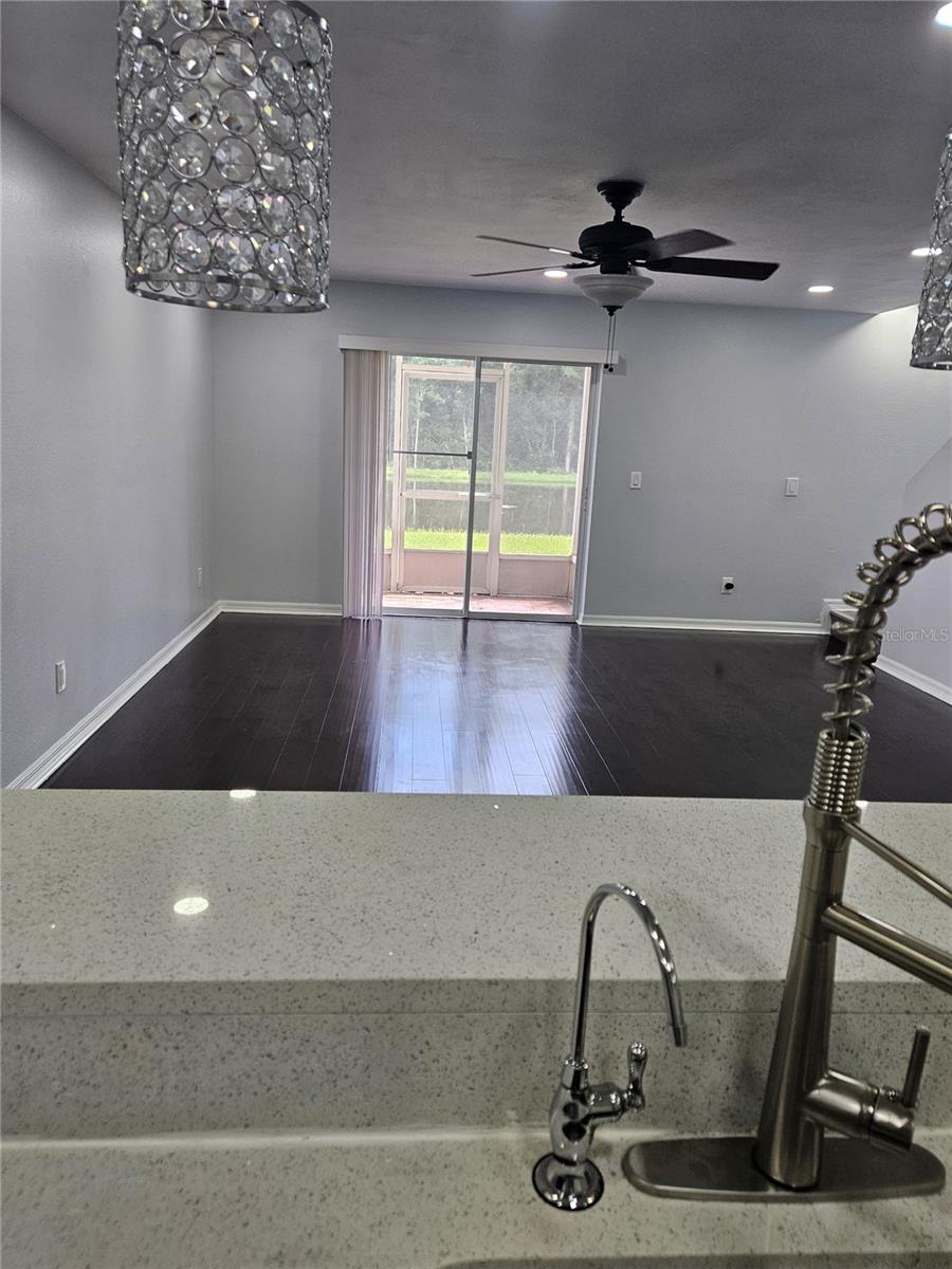 EDGEWATER AT GRAND OAKS PH 01 - Residential Lease