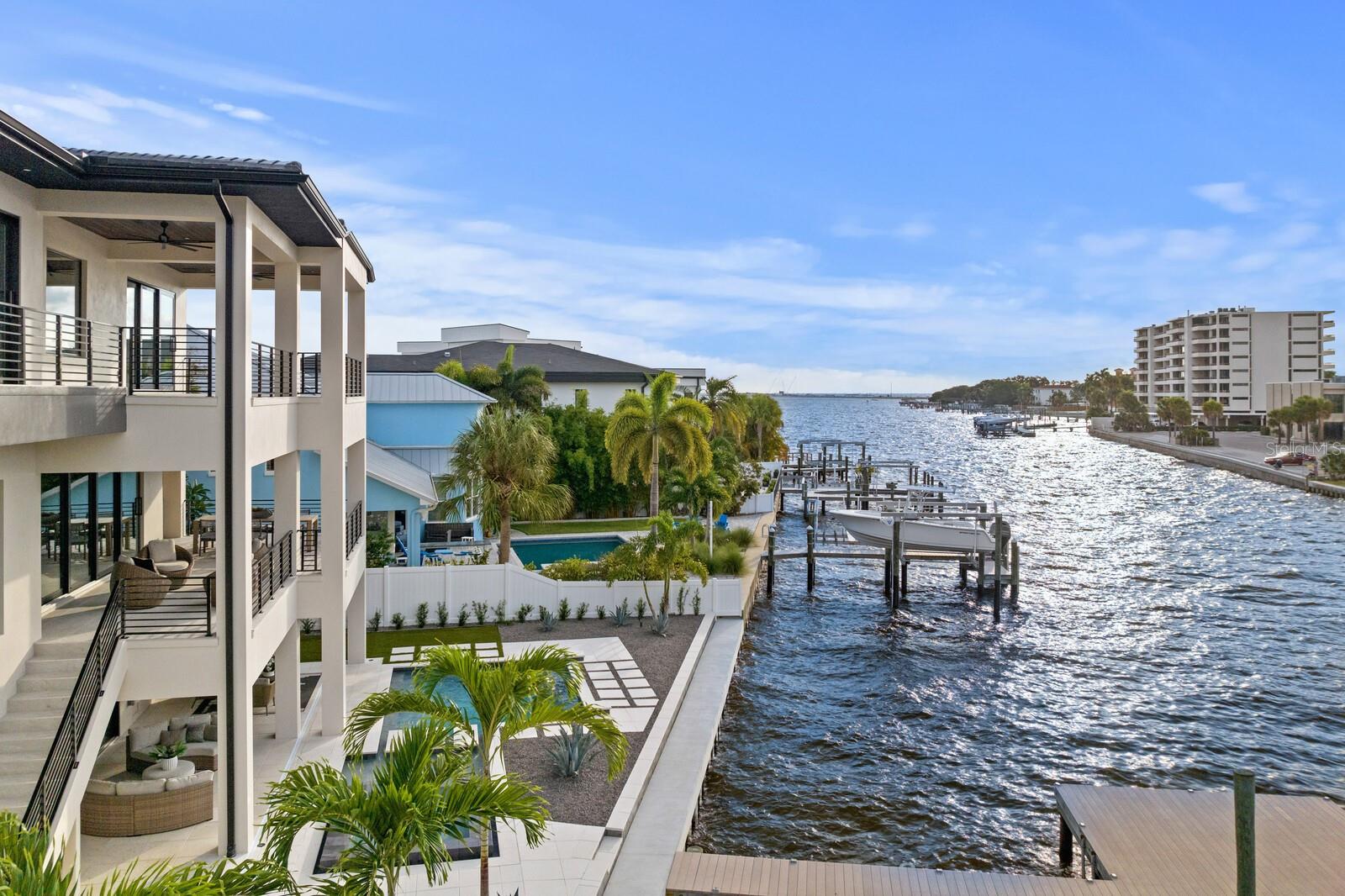 BAYSHORE ESTATES 4 - Residential