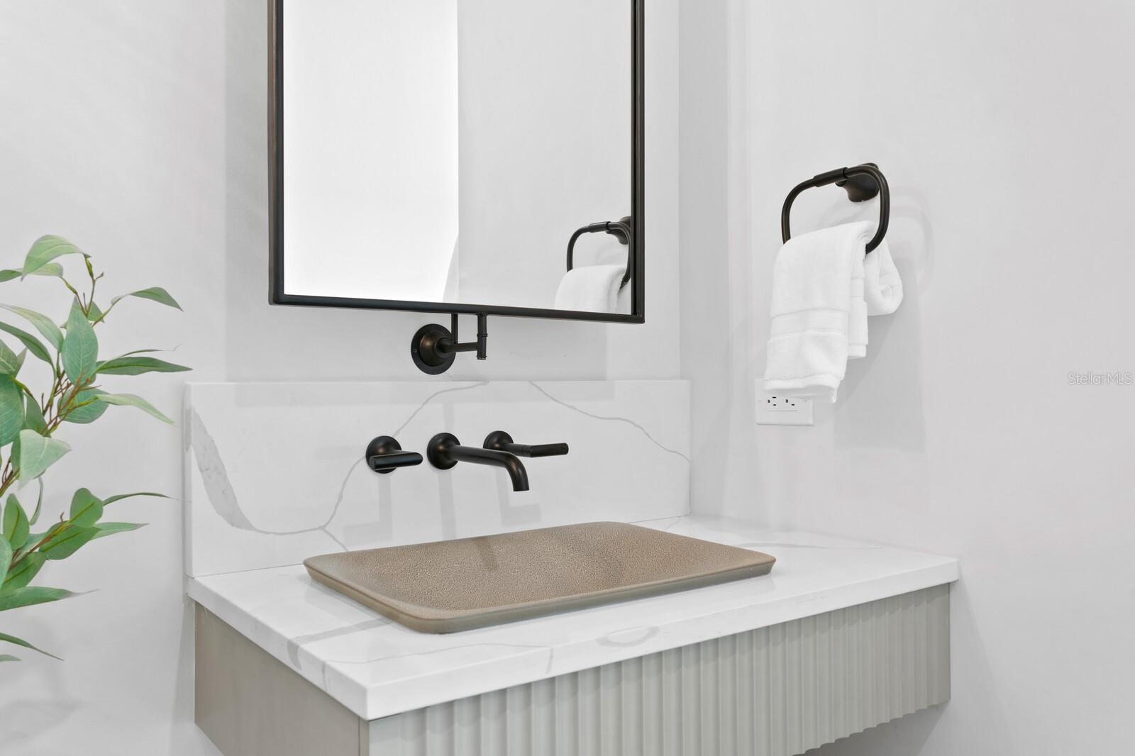 BAYSHORE ESTATES 4 - Residential