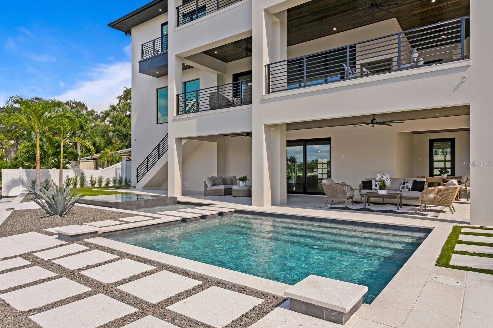 BAYSHORE ESTATES 4 - Residential