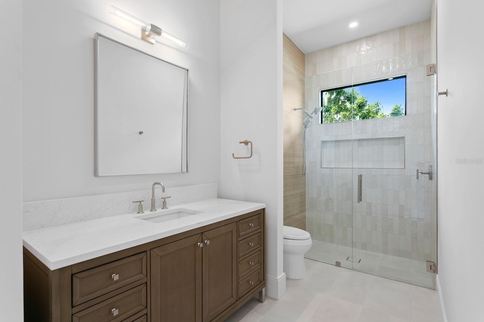 BAYSHORE ESTATES 4 - Residential