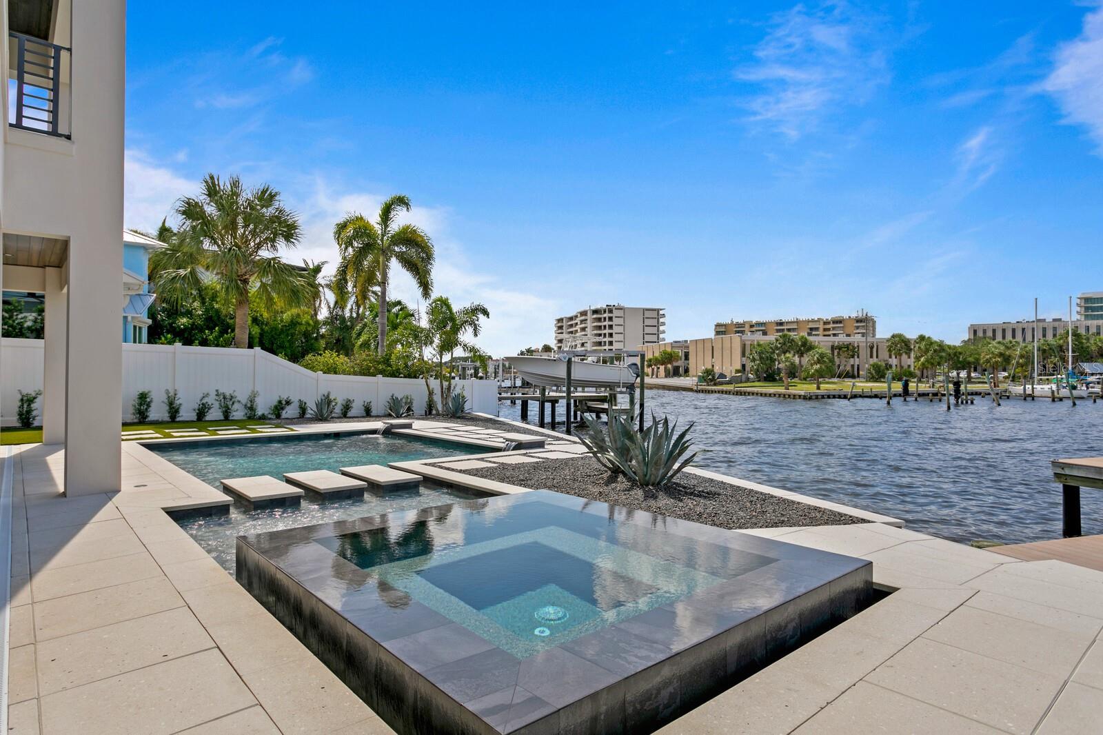 BAYSHORE ESTATES 4 - Residential