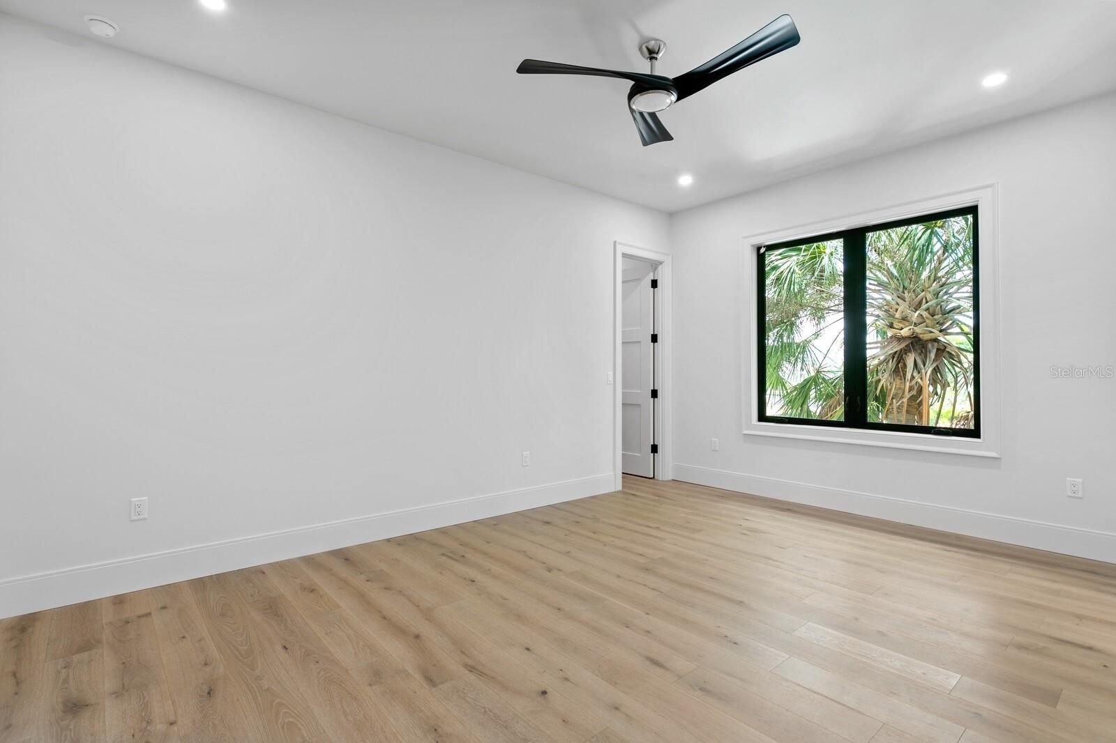 BAYSHORE ESTATES 4 - Residential