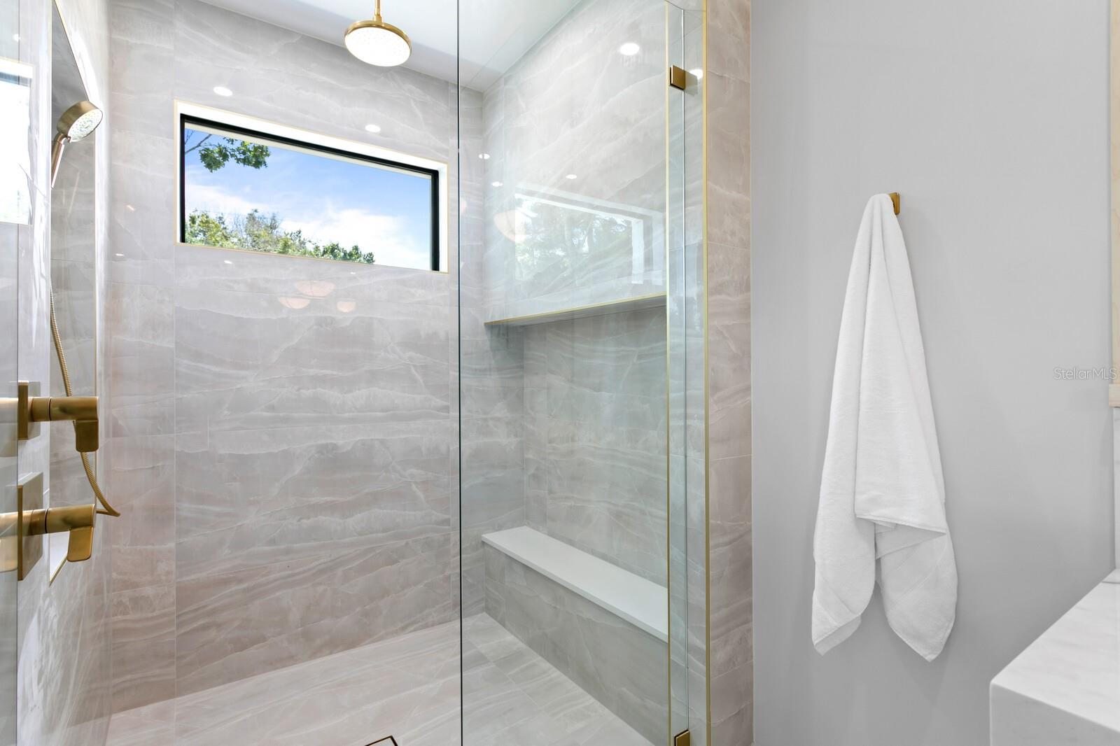 BAYSHORE ESTATES 4 - Residential