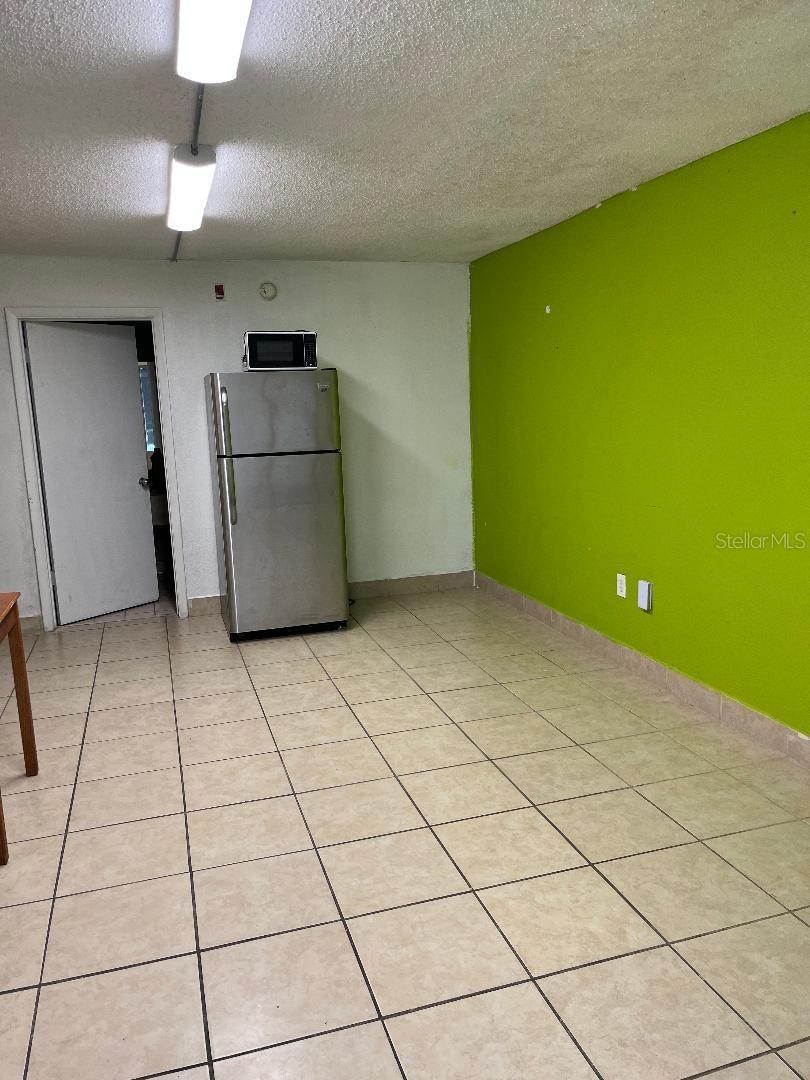 Casas a venda 4 - Jen Dantas 8421 S ORANGE BLOSSOM TRAIL 319