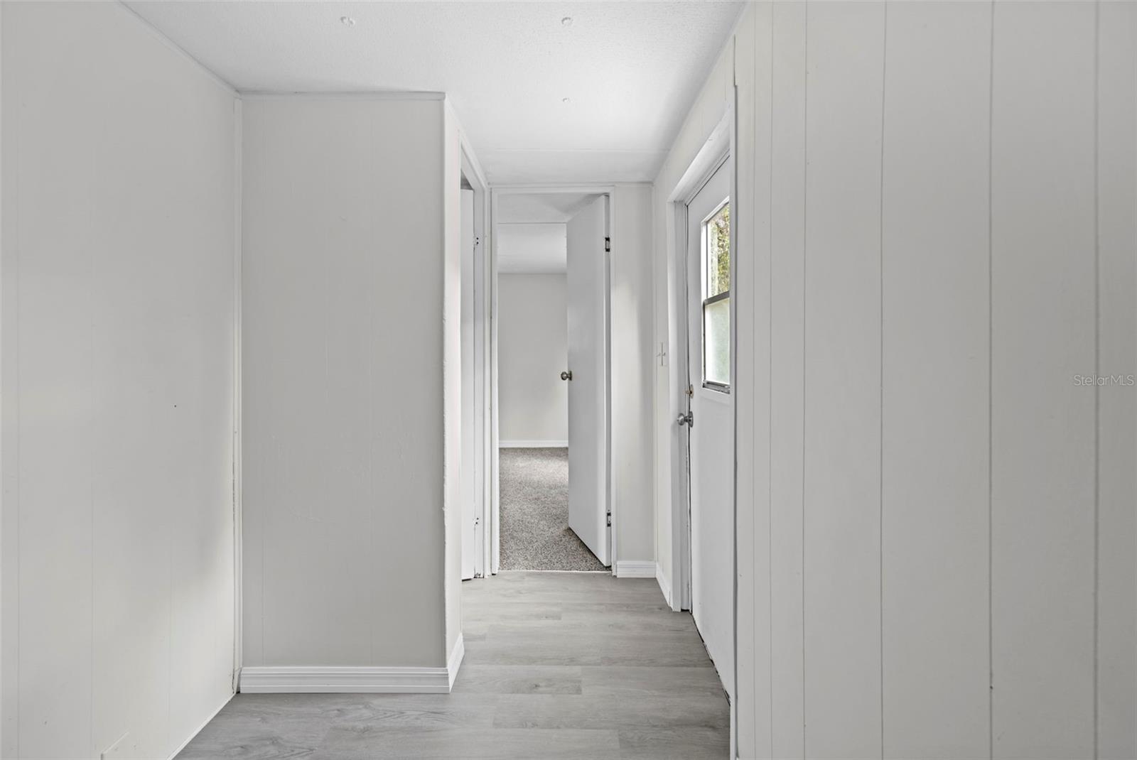 HOLIDAY ACRES UNIT 01 - Residential