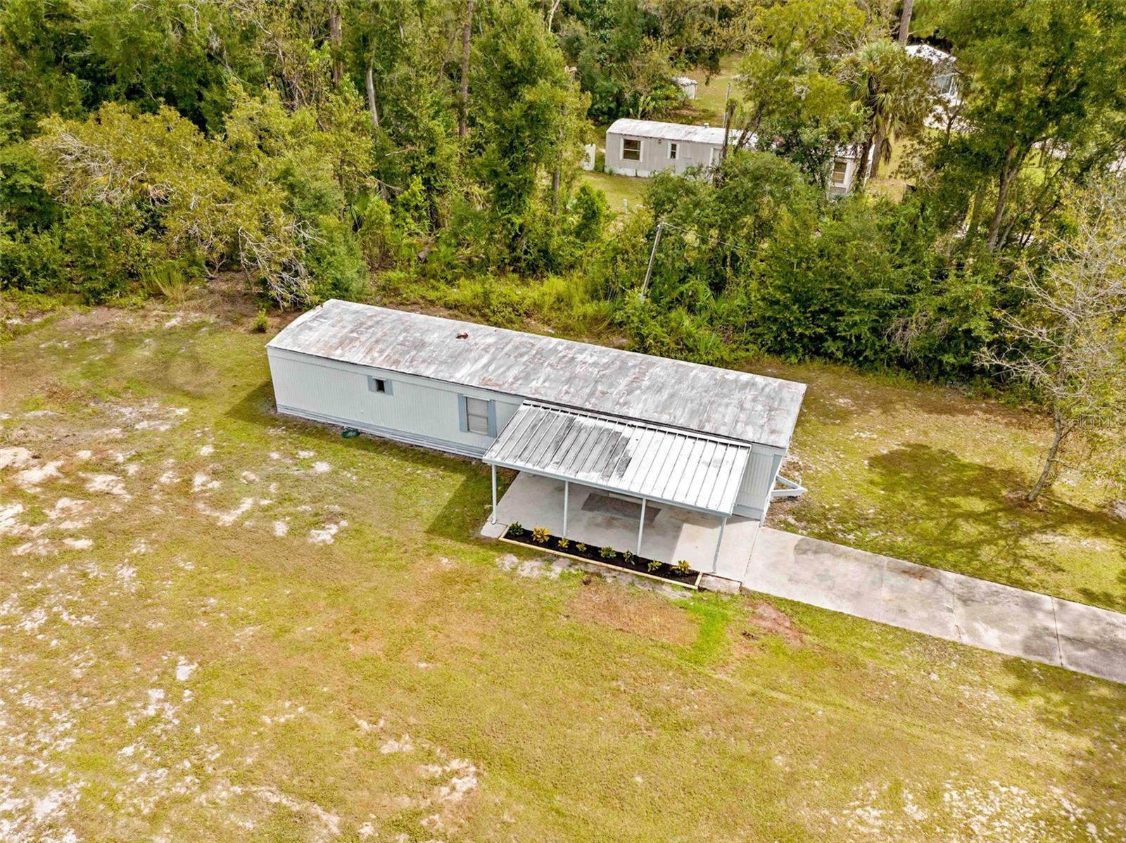 HOLIDAY ACRES UNIT 01 - Residential