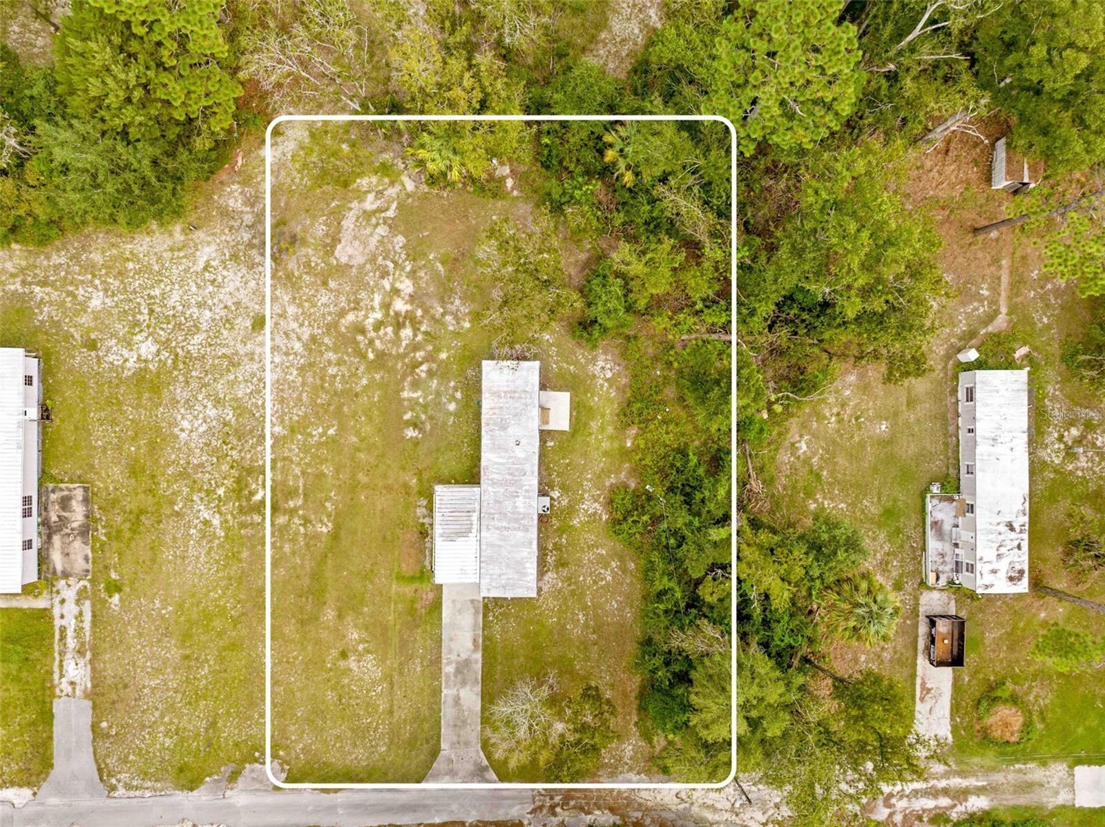 HOLIDAY ACRES UNIT 01 - Residential