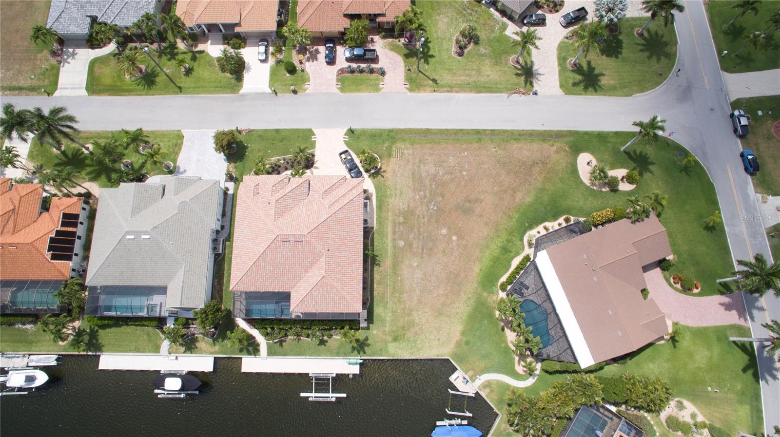 PUNTA GORDA ISLES SEC 15 - Land