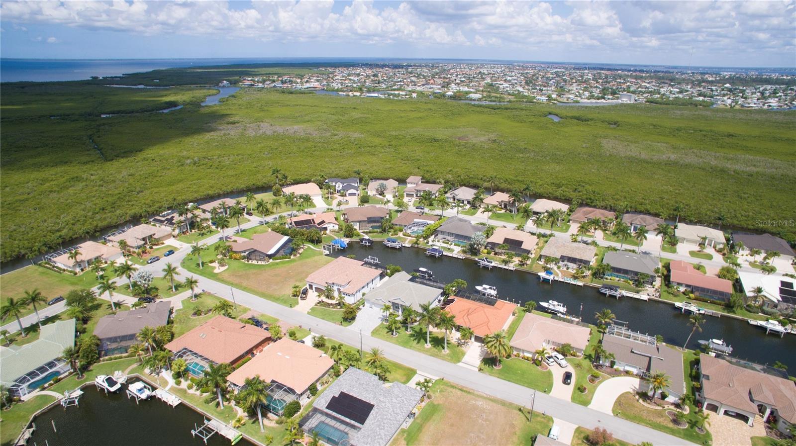 PUNTA GORDA ISLES SEC 15 - Land