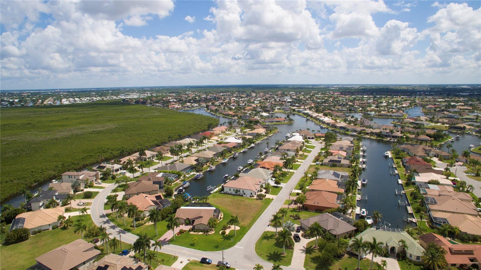 PUNTA GORDA ISLES SEC 15 - Land