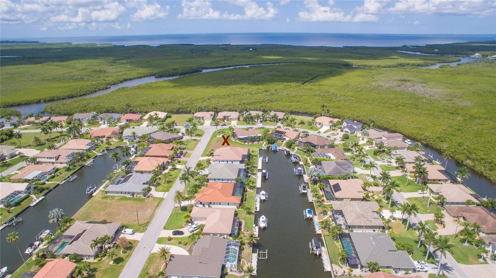 PUNTA GORDA ISLES SEC 15 - Land