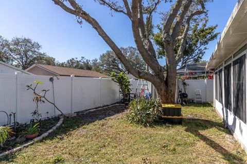 A home in SEMINOLE