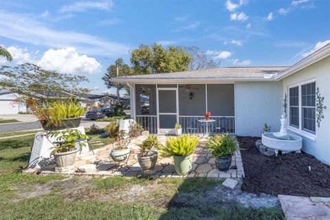 A home in SEMINOLE