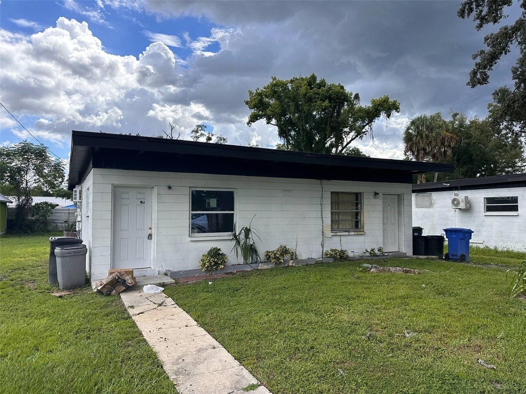 Photo of 915 E 122nd Avenue, Tampa, FL 33612 (MLS # TB8546604)