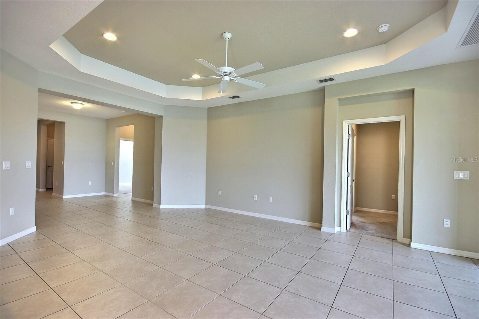 EAGLE TRACE PH I - Residential Lease