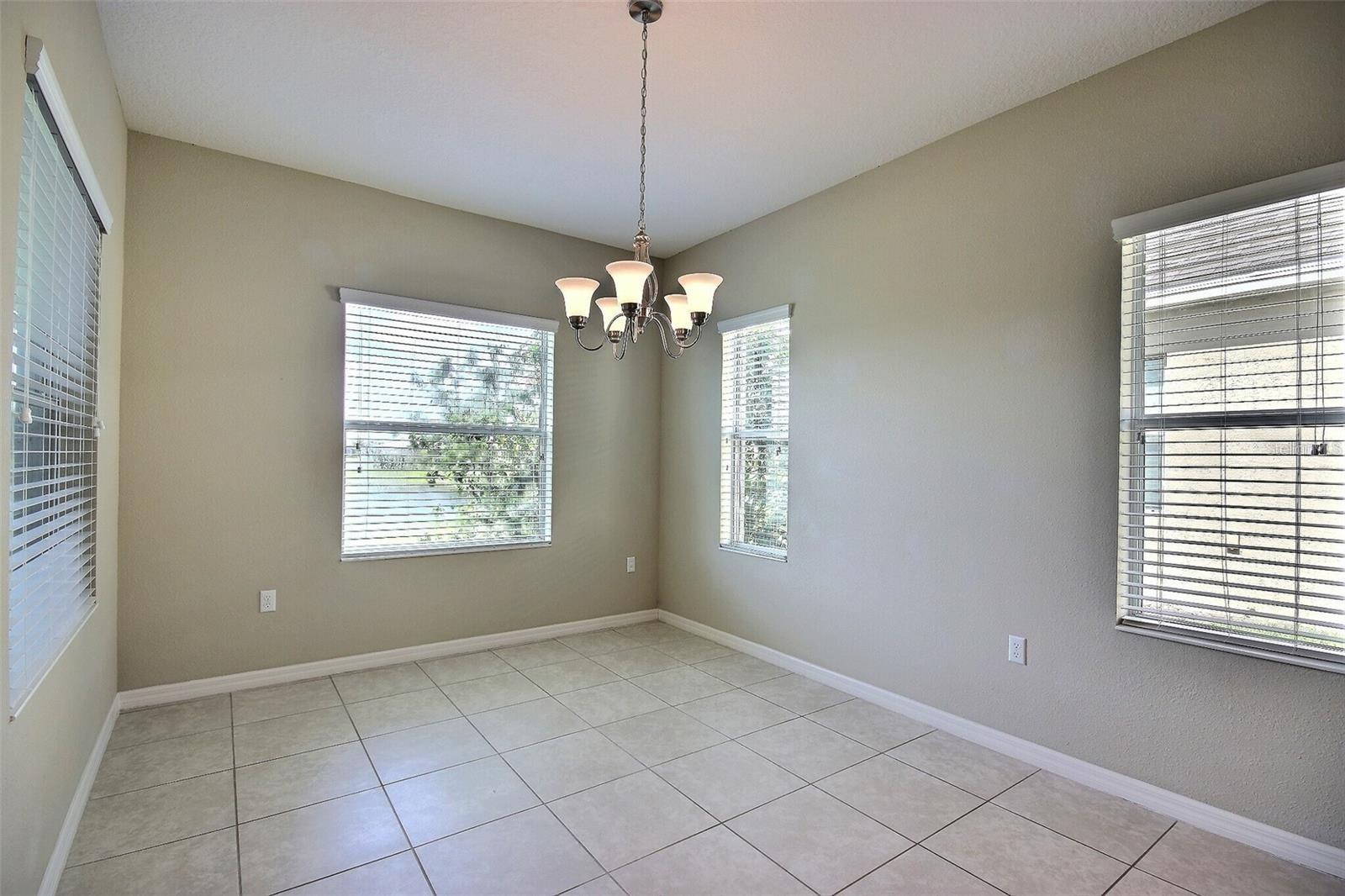 EAGLE TRACE PH I - Residential Lease