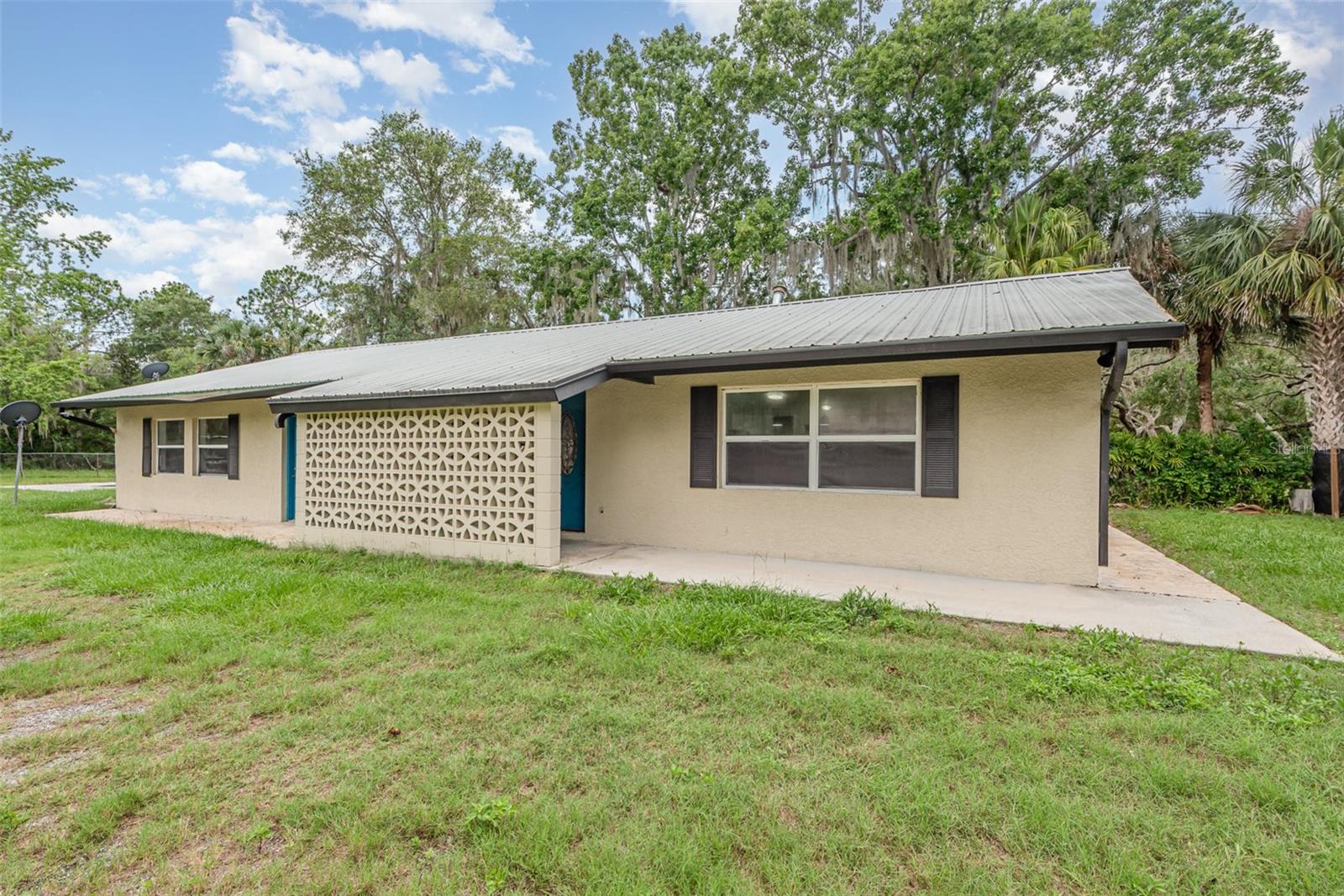 4085 CYPRESS BEND