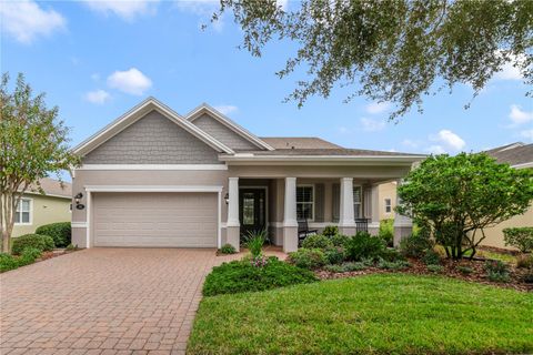 A home in DELAND