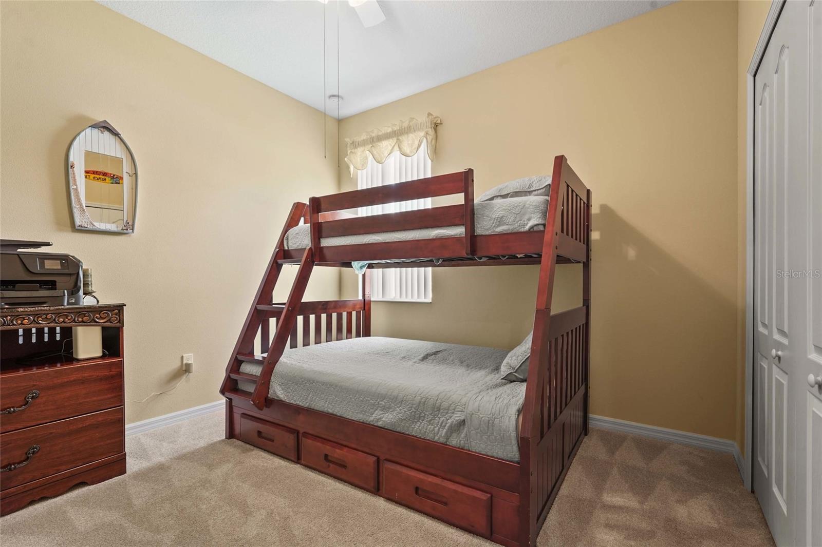 ARLINGTON COVE - Residential