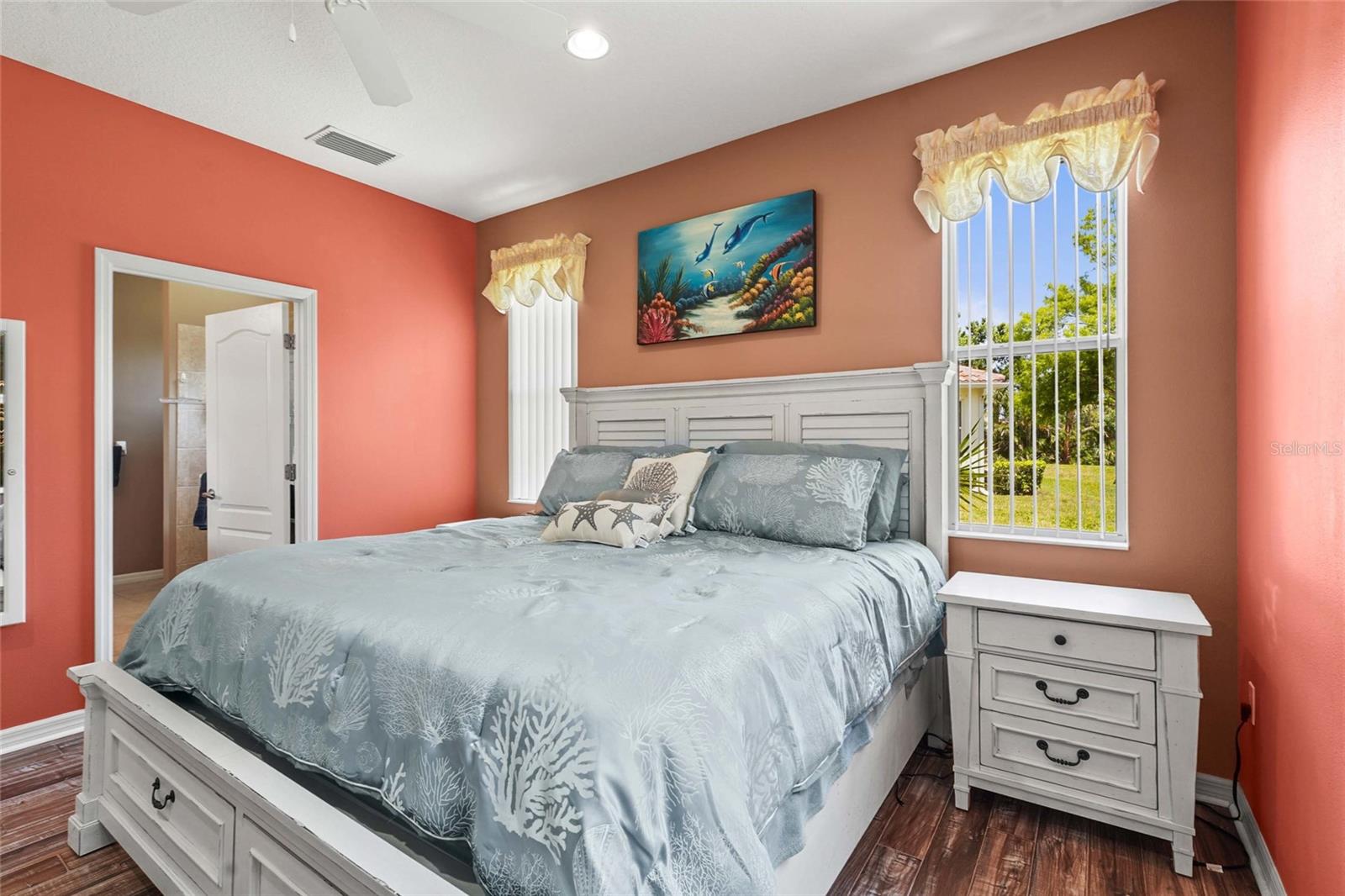 ARLINGTON COVE - Residential