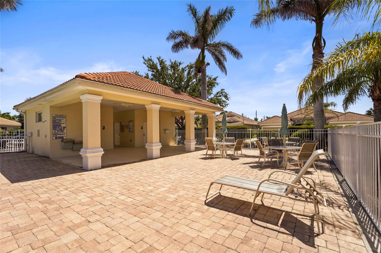 ARLINGTON COVE - Residential