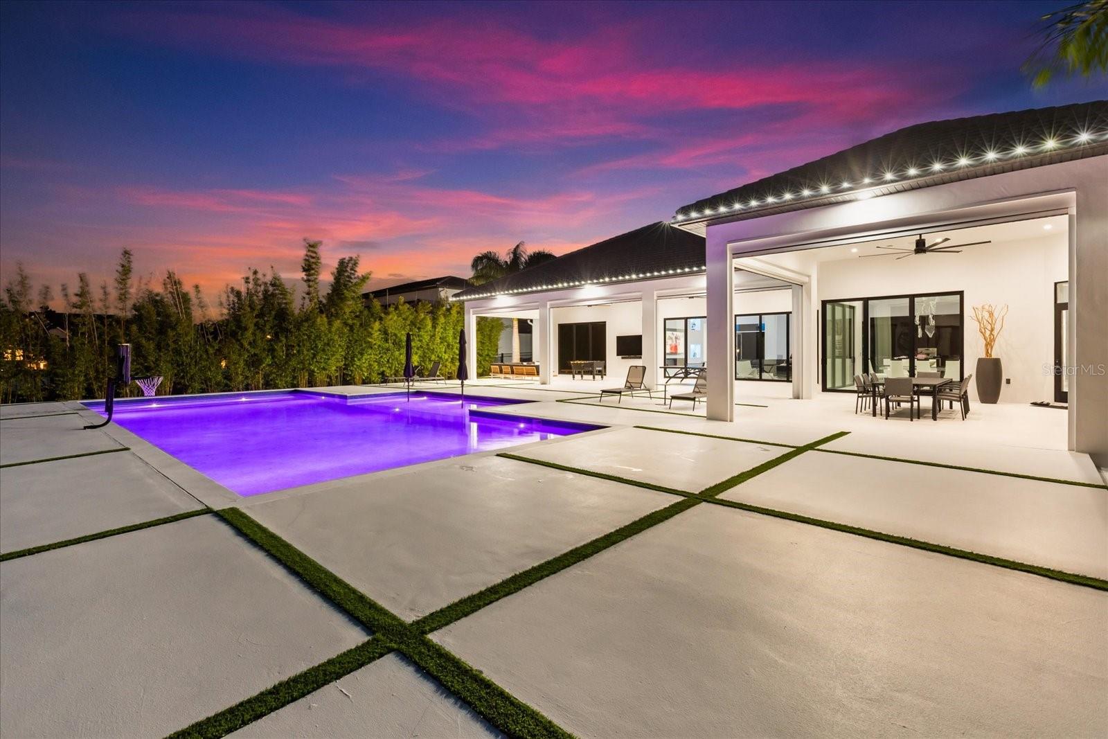 WATERSIDE - Residential