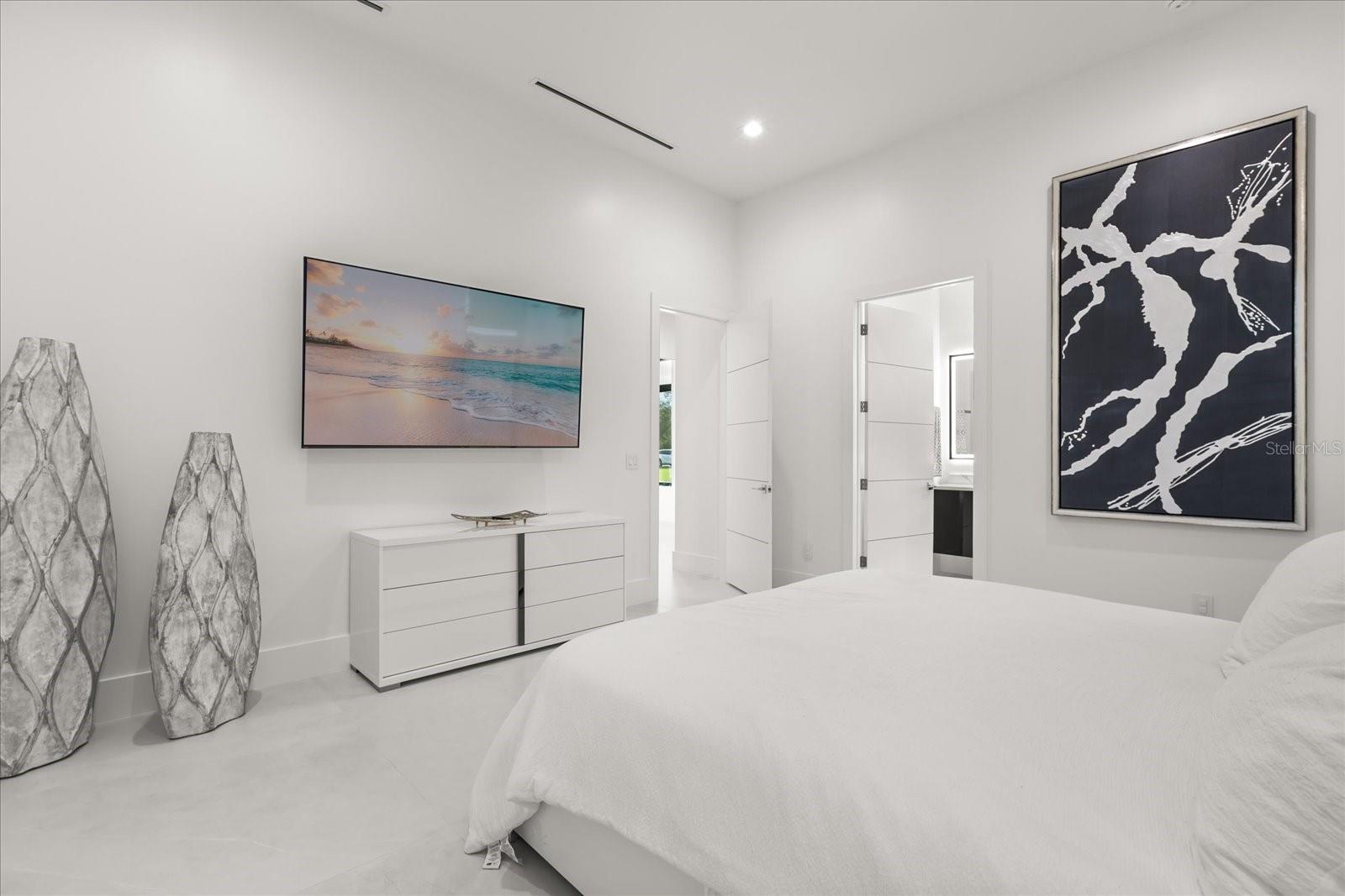 WATERSIDE - Residential