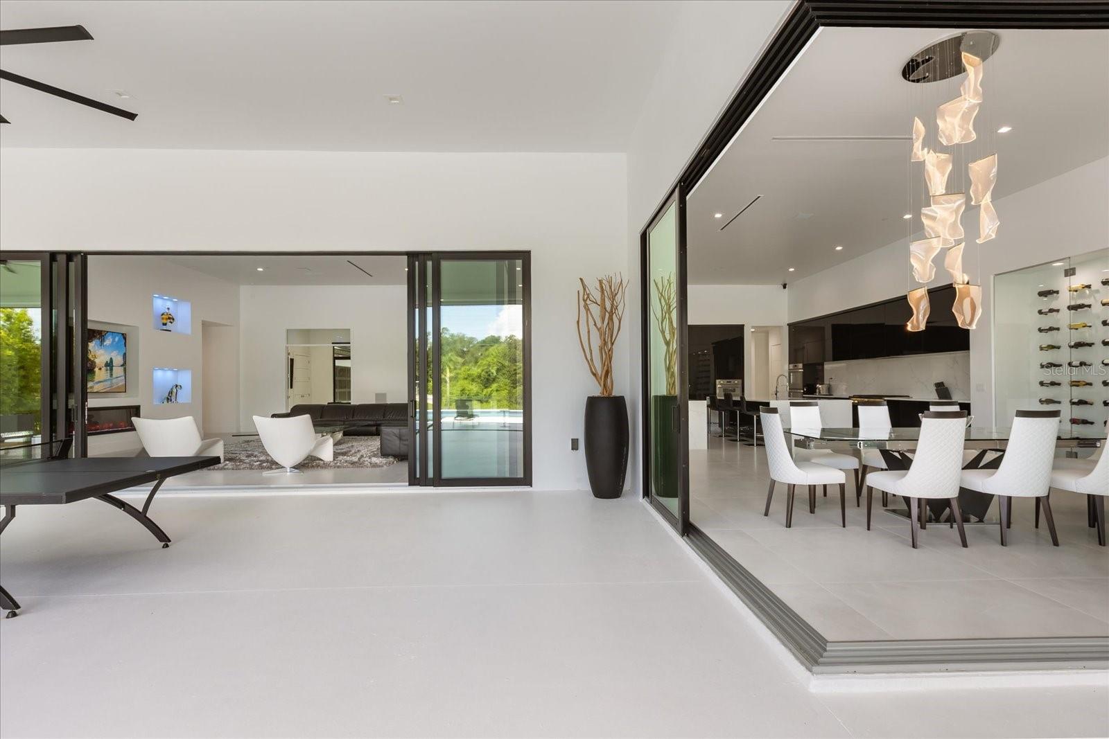 WATERSIDE - Residential