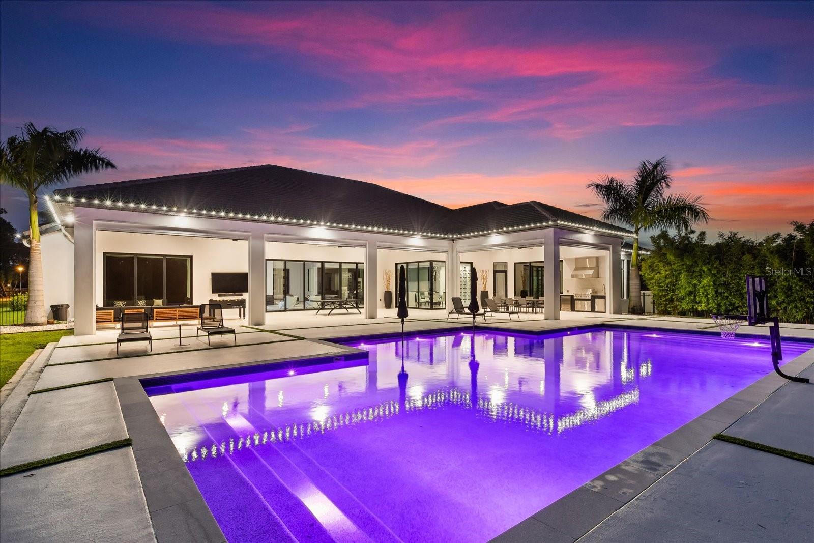 WATERSIDE - Residential