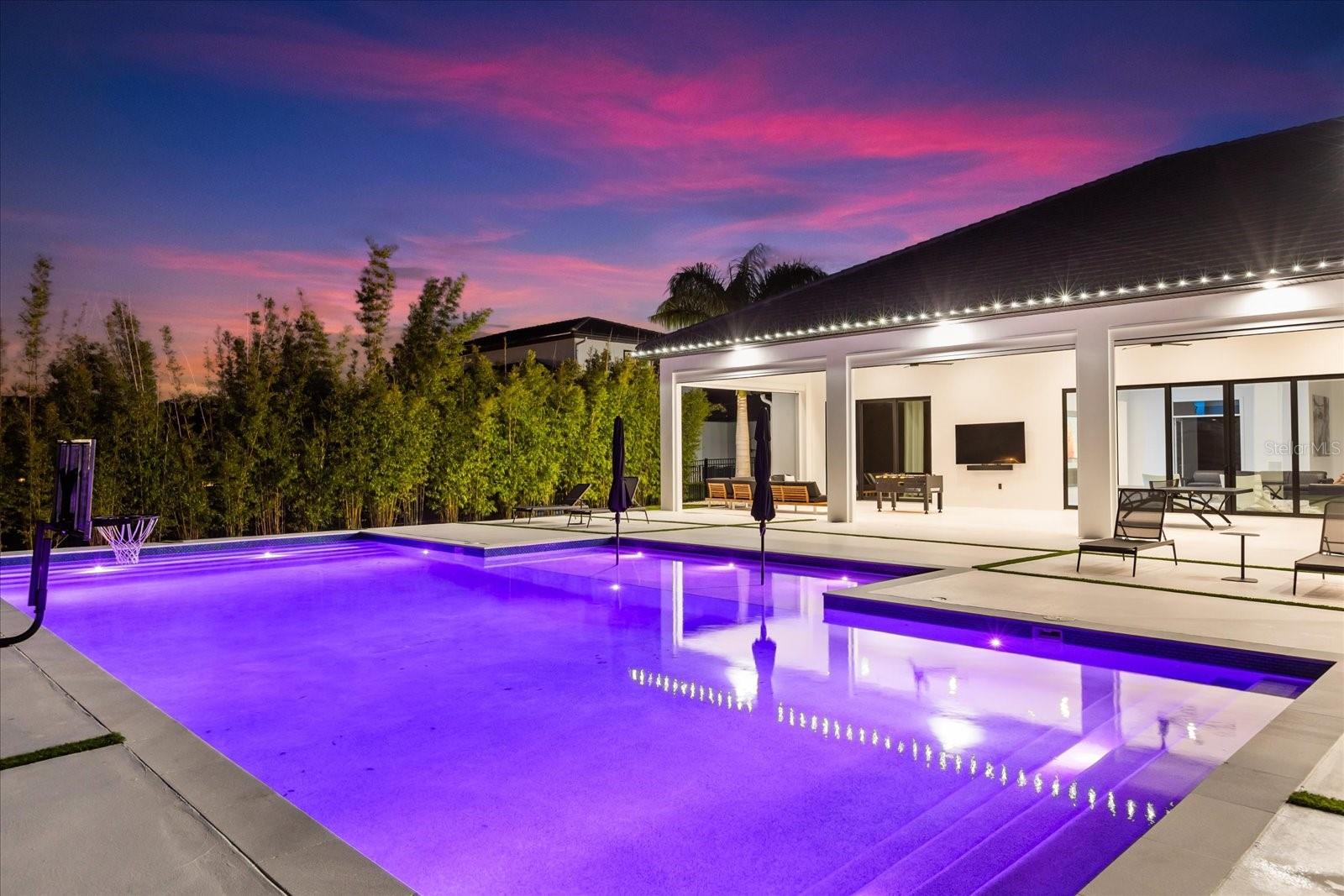 WATERSIDE - Residential