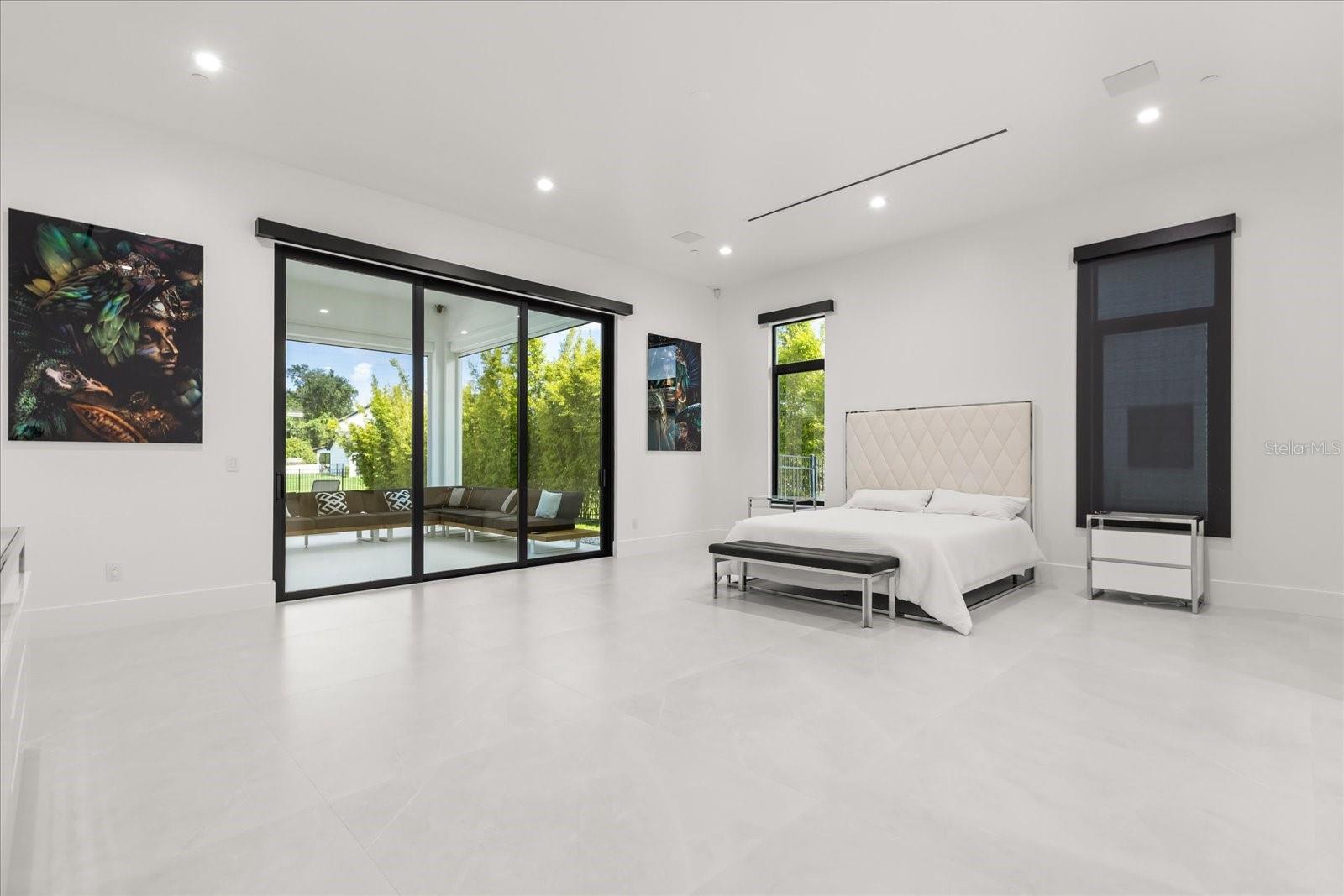 WATERSIDE - Residential