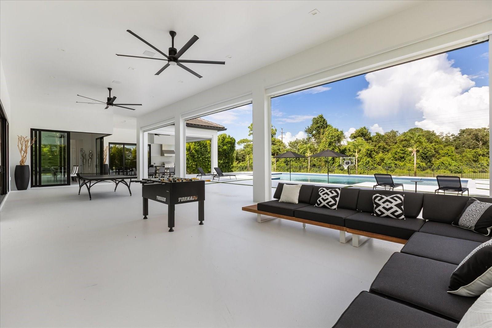 WATERSIDE - Residential