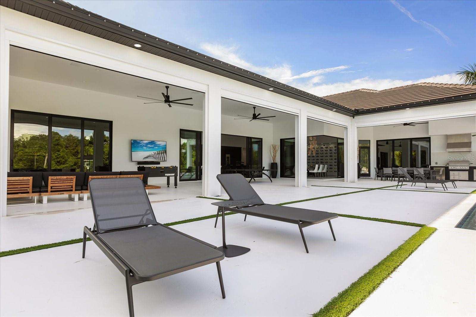 WATERSIDE - Residential