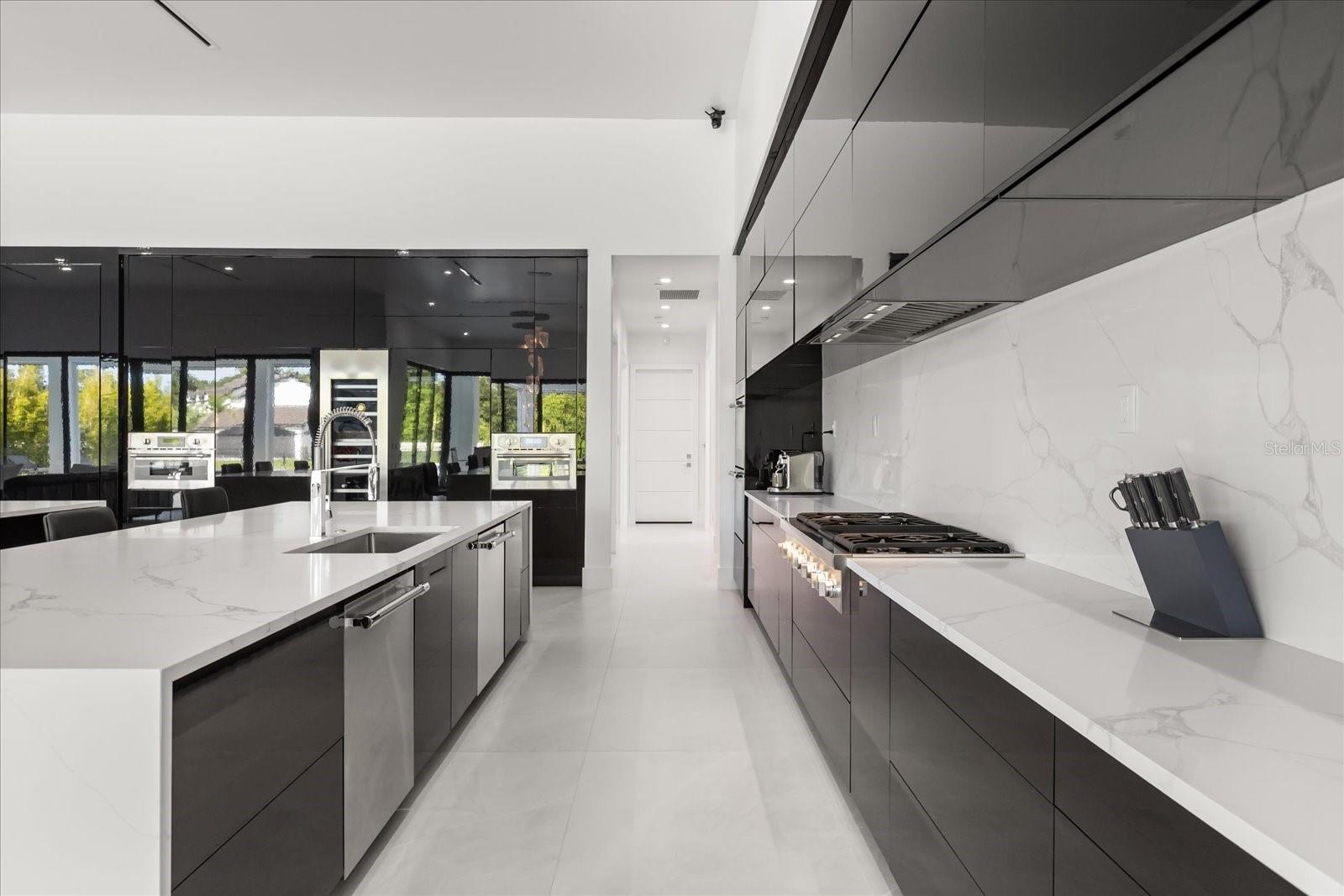 WATERSIDE - Residential