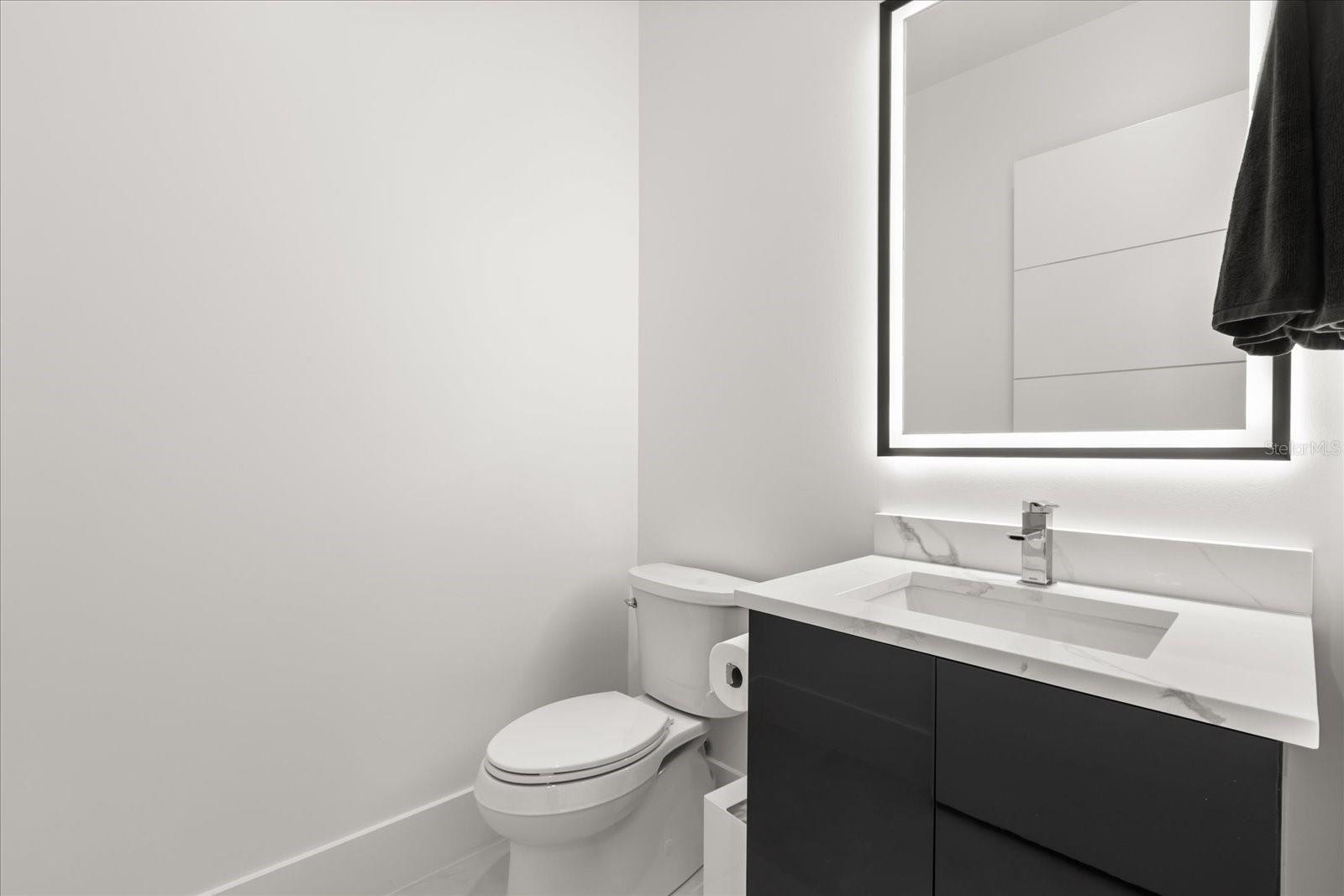 WATERSIDE - Residential