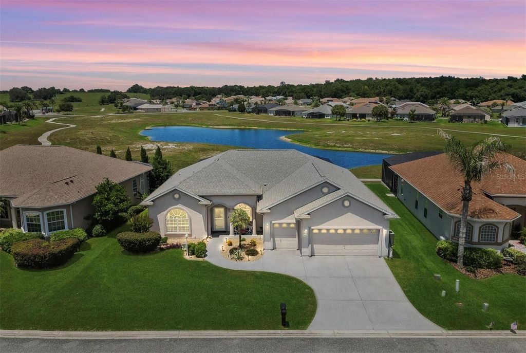 Photo of 17585 SE 122nd Terrace, Summerfield, FL 34491 (MLS # OM727906)