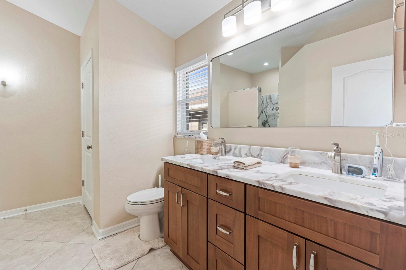 TWIN LAKES AT CHRISTINA PH 01 - Residential