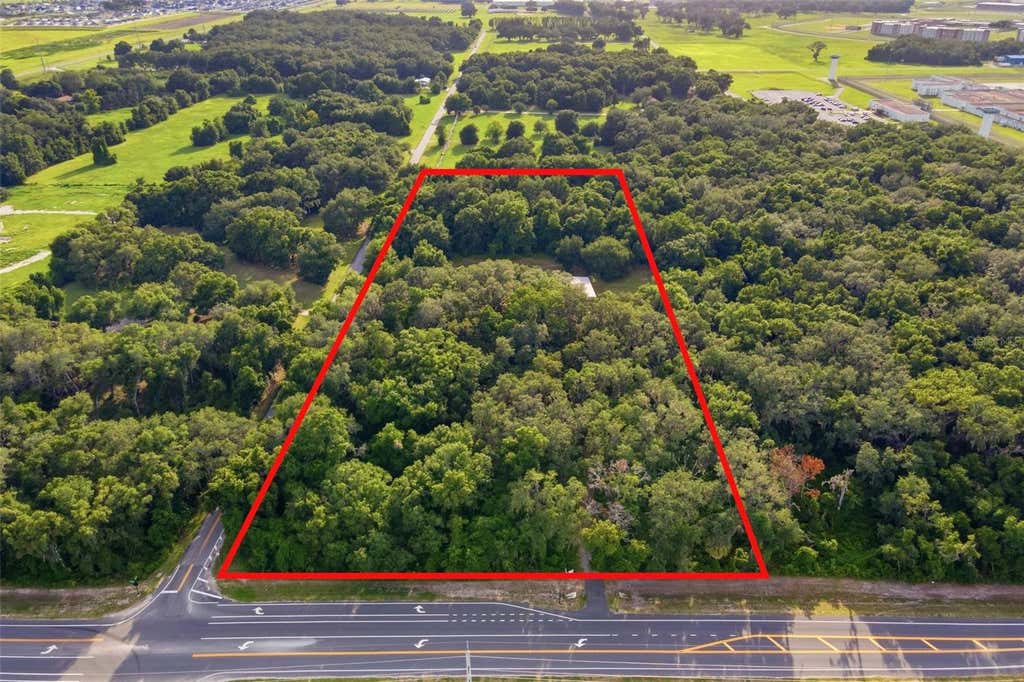 Photo of 7112 Marsh Bend Trail, Wildwood, FL 34785 (MLS # G5114919)