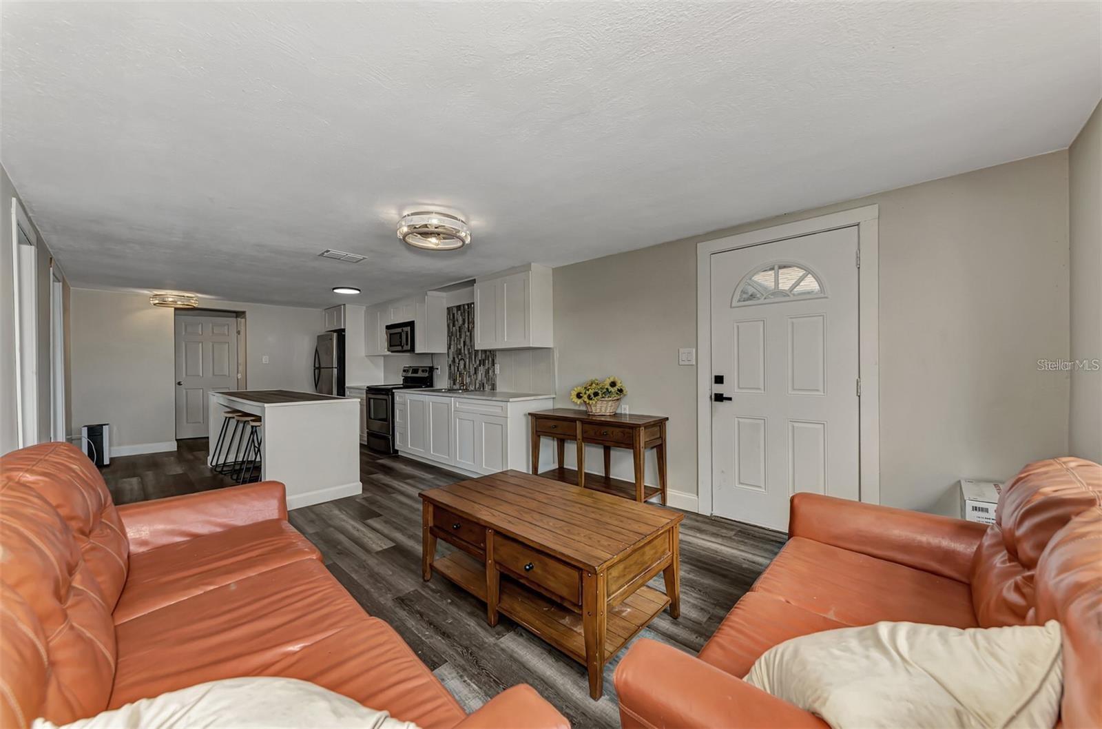 WARM MINERAL SPGS - Residential Lease