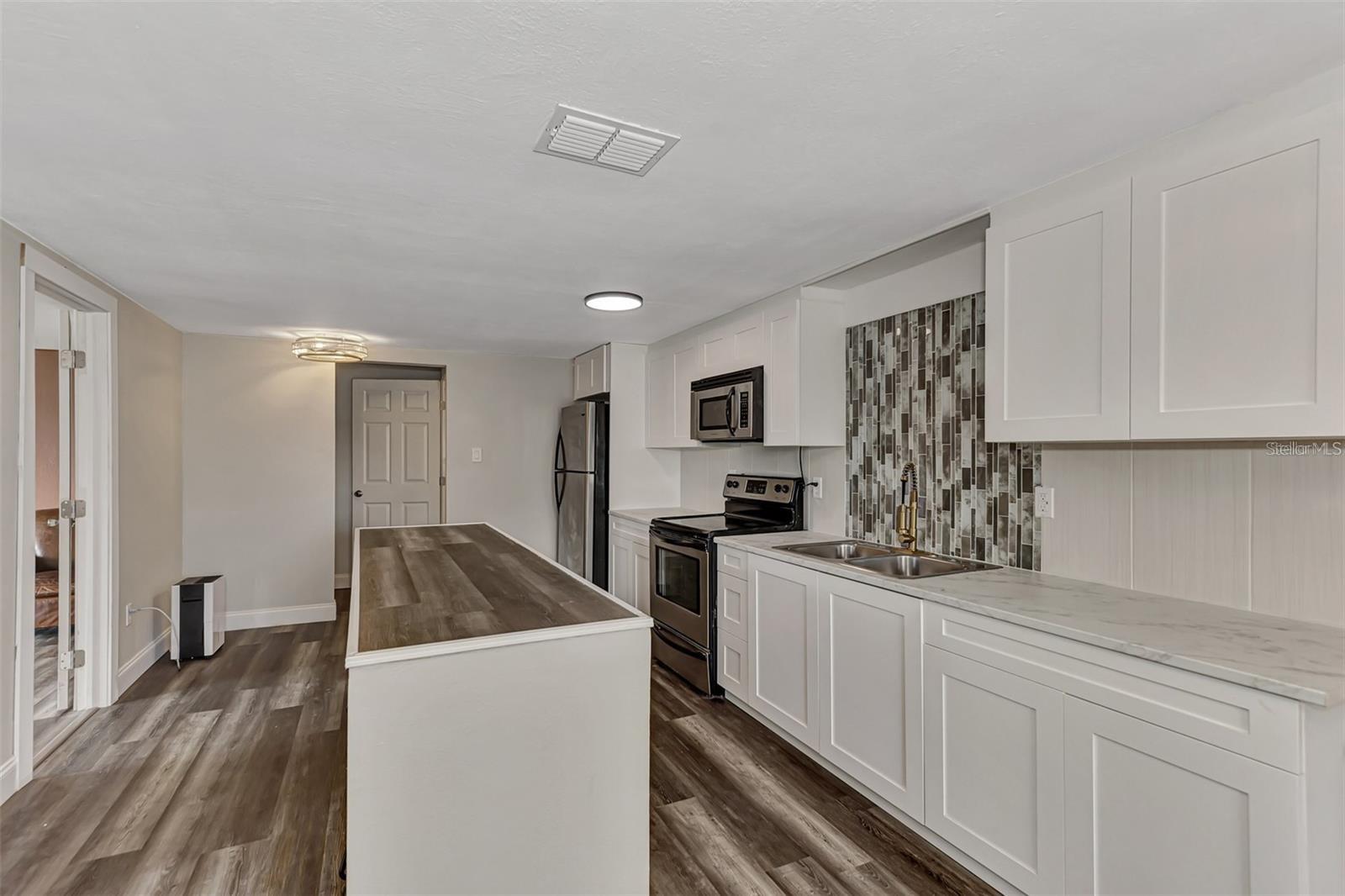 WARM MINERAL SPGS - Residential Lease