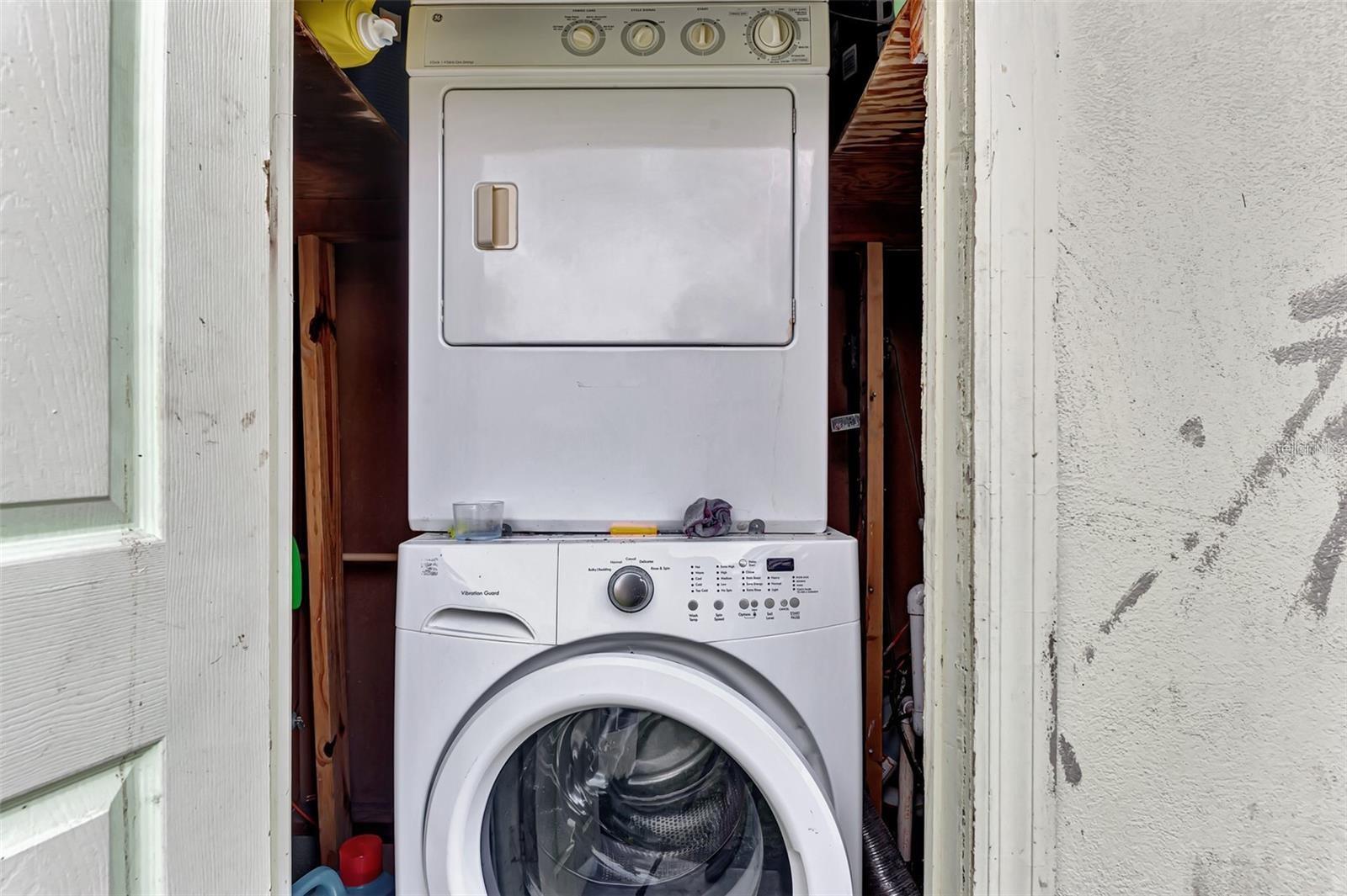 WARM MINERAL SPGS - Residential Lease