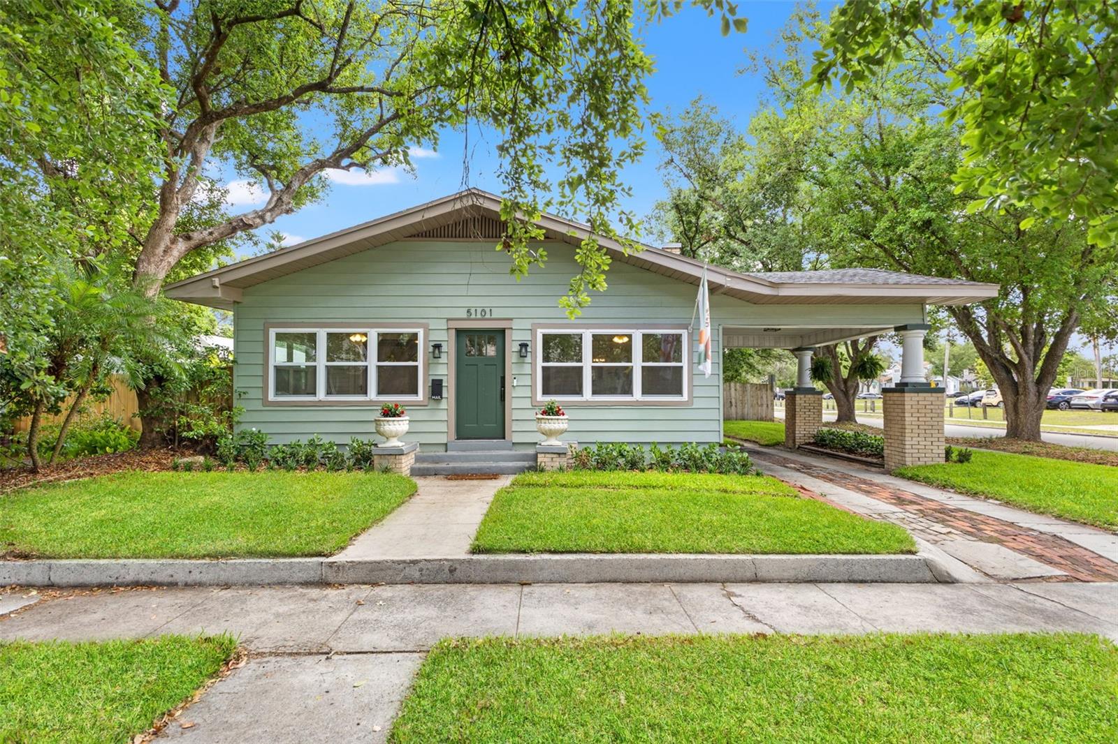 SEMINOLE HEIGHTS OF NORTH TAMP - Residential