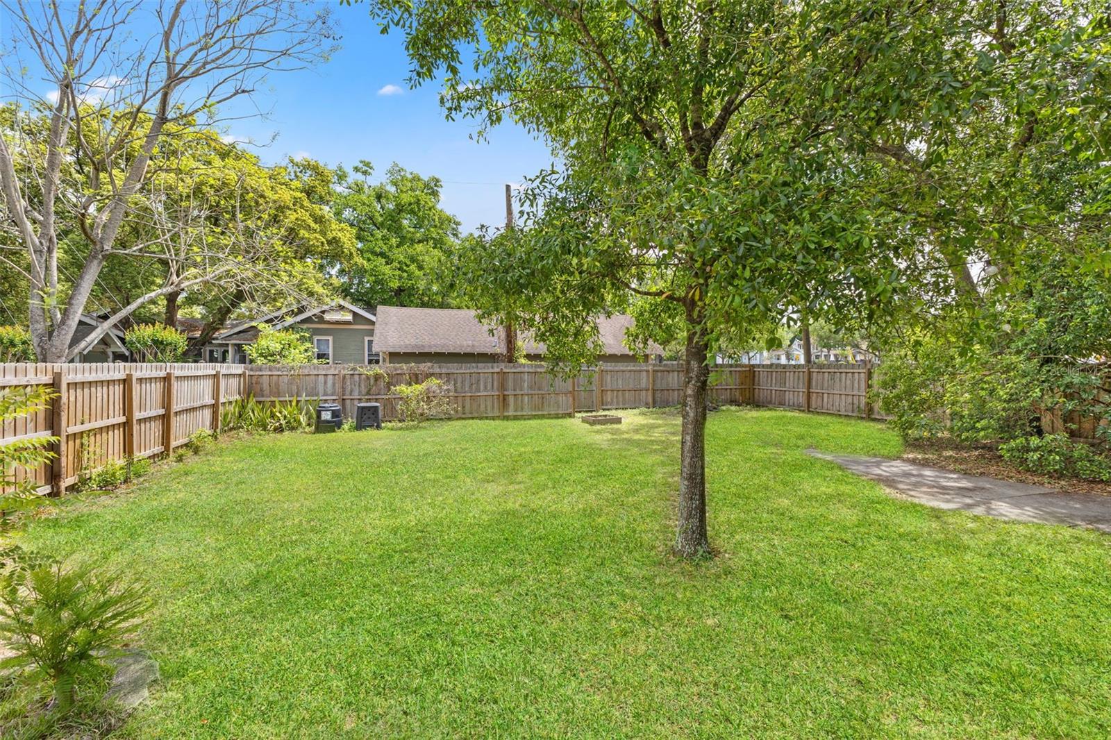 SEMINOLE HEIGHTS OF NORTH TAMP - Residential