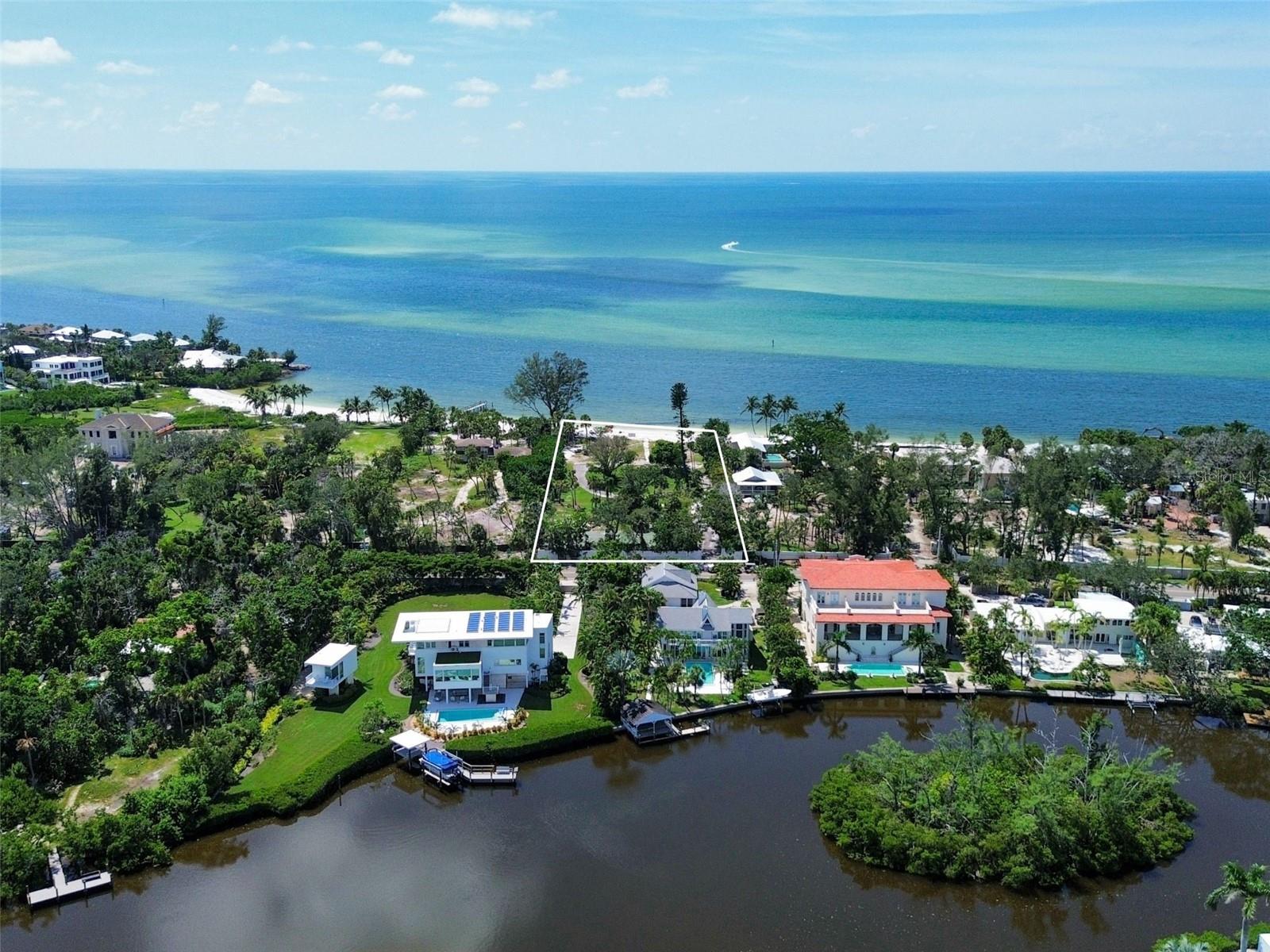 FIDDER BAYOU - Residential