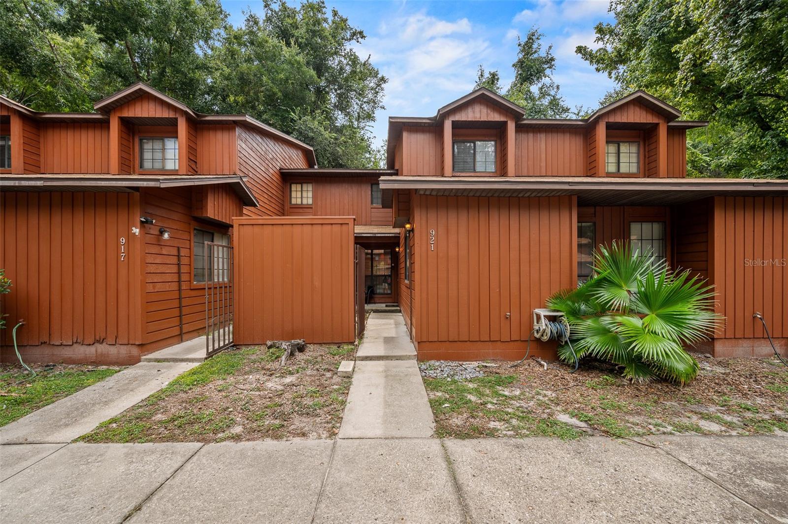 921 SW 57TH DRIVE