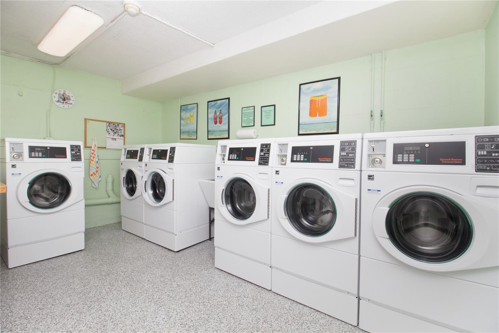 SHORE CREST BLDG - Residential